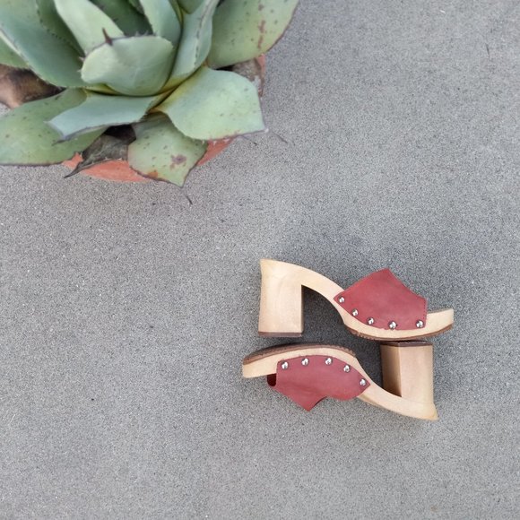 Vintage Studded Heeled Mules